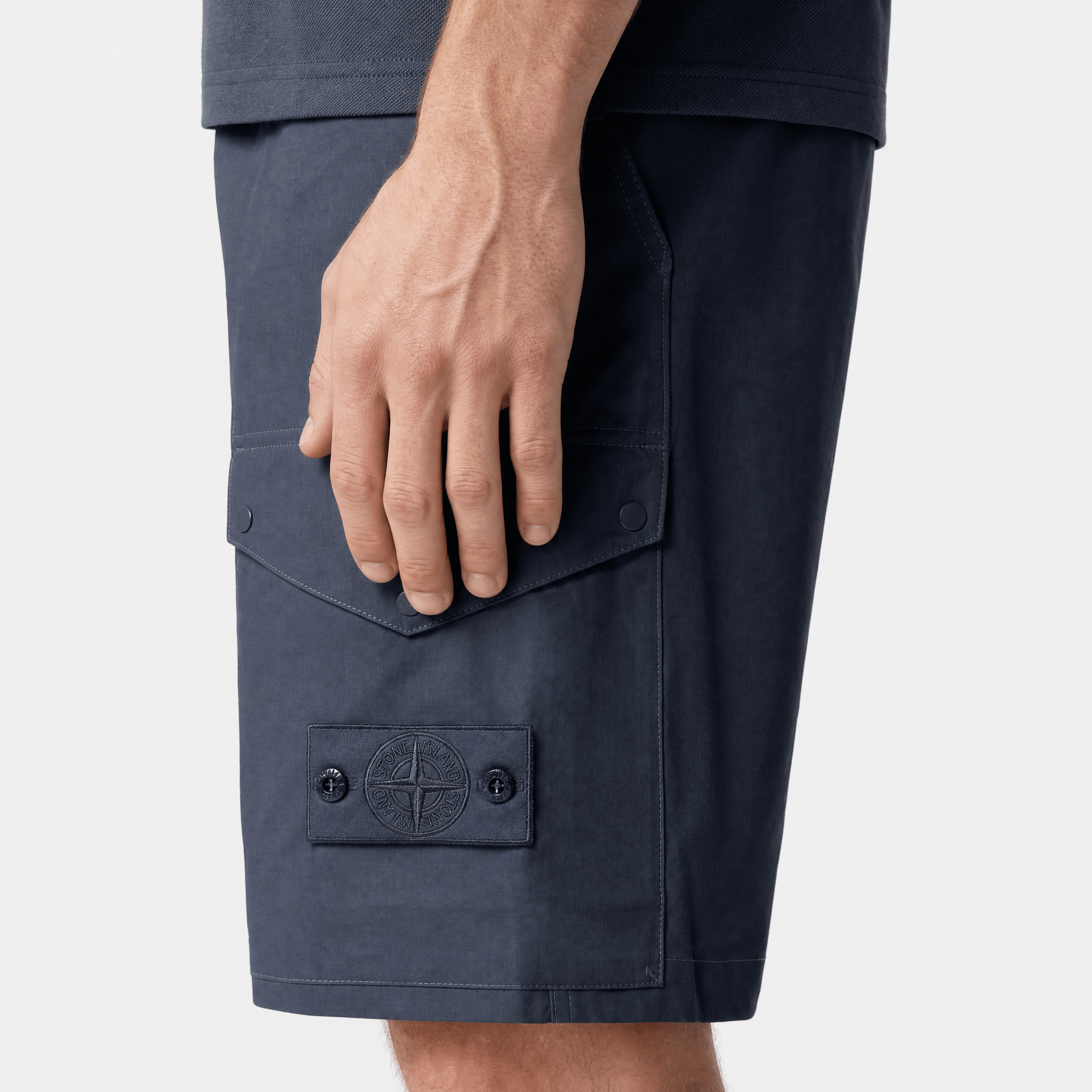 Stone Island All-Weather Cotton Canvas Ghost Cargo Shorts in Navy